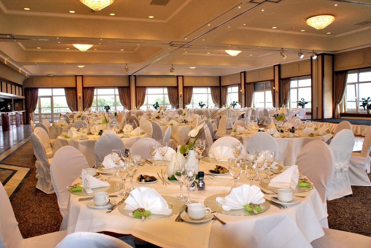 Hotel Gladbeck Van Der Valk Екстериор снимка