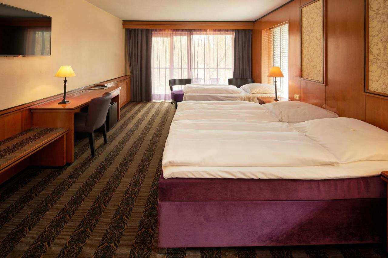 Hotel Gladbeck Van Der Valk Екстериор снимка
