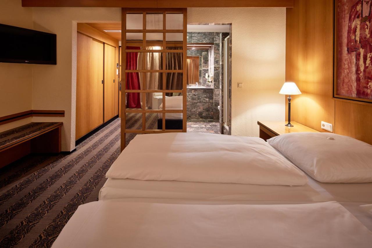 Hotel Gladbeck Van Der Valk Екстериор снимка