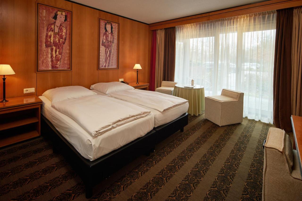Hotel Gladbeck Van Der Valk Екстериор снимка
